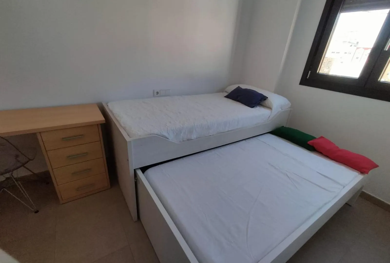 Apartamento Luz Y Confort Con Garaje Cádiz 0*,  España