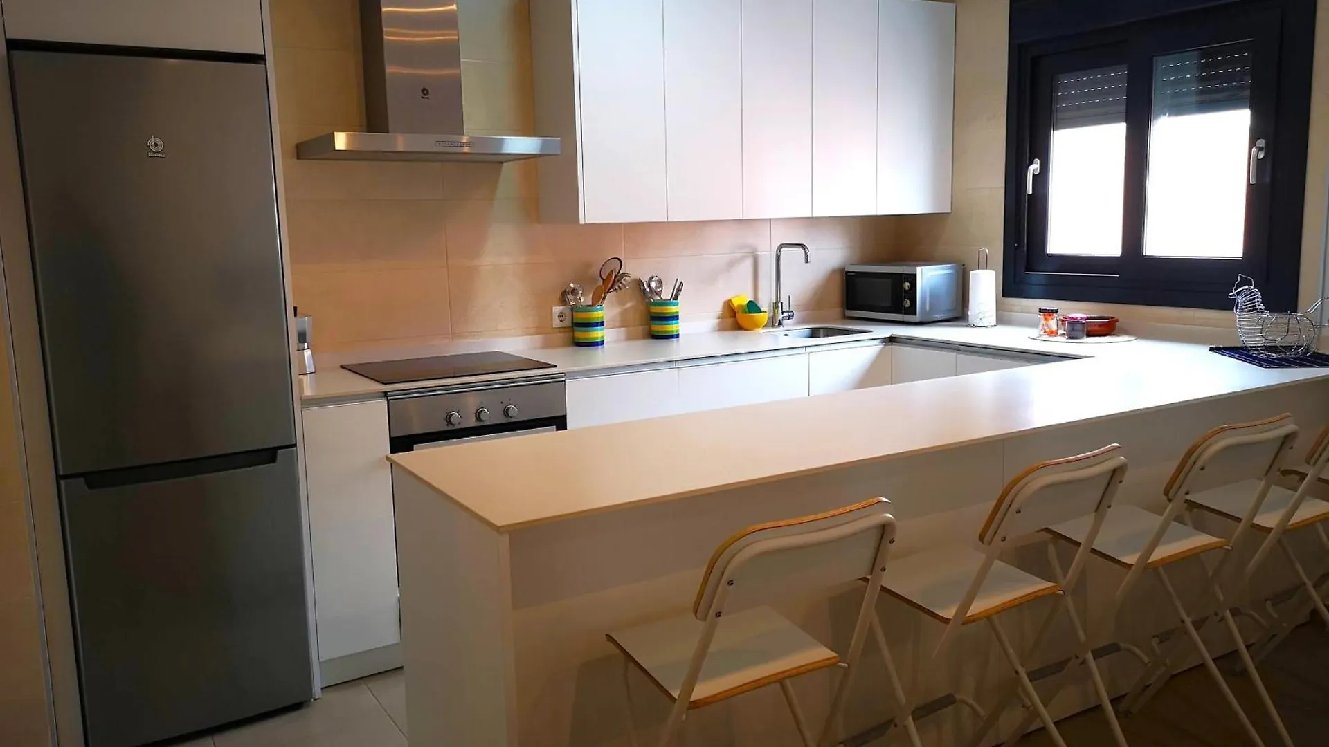 Apartamento Luz Y Confort Con Garaje Cádiz